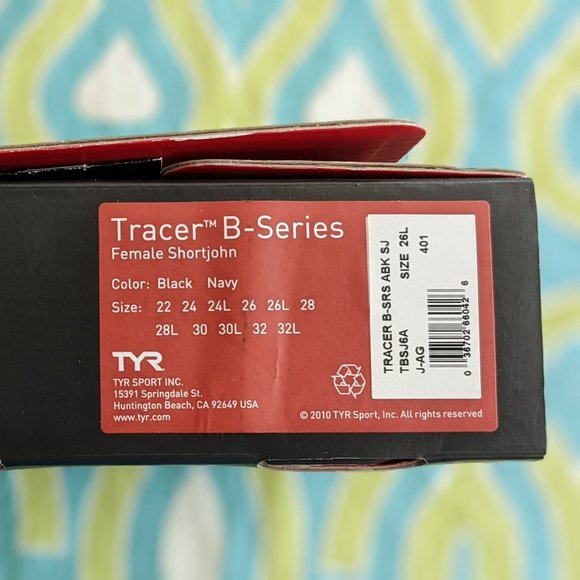 TYR Tracer B-series Tech Swimsuit, Size 26L, never worn - Picture 2 of 6